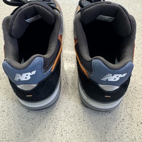 New Balance Numeric 933 Andrew Reynolds Sneaker, Size 10 - Picture 3 of 6